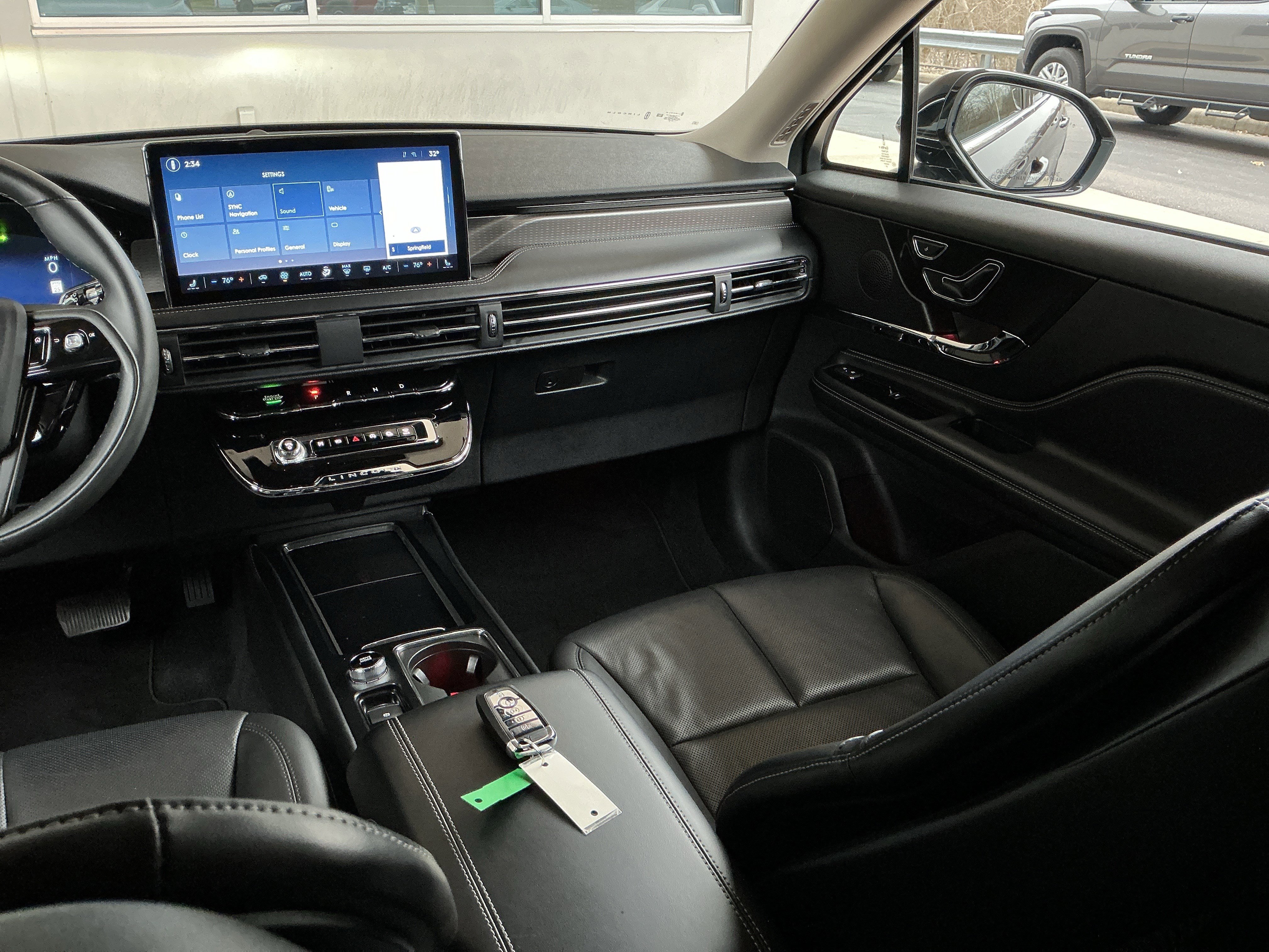 Used 2024 Lincoln Corsair Reserve image 16