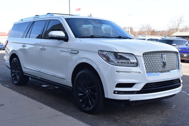 Used 2021 Lincoln Navigator L Reserve image 7