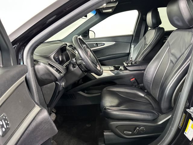 Used 2020 Lincoln Nautilus FWD w/ Equipment Group 101A image 11