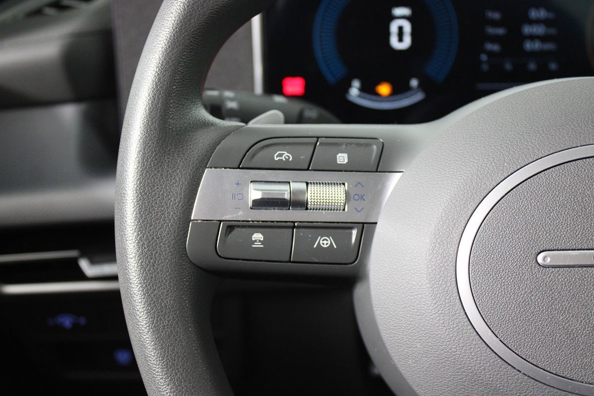 Used 2025 Hyundai Sonata SEL FWD image 14