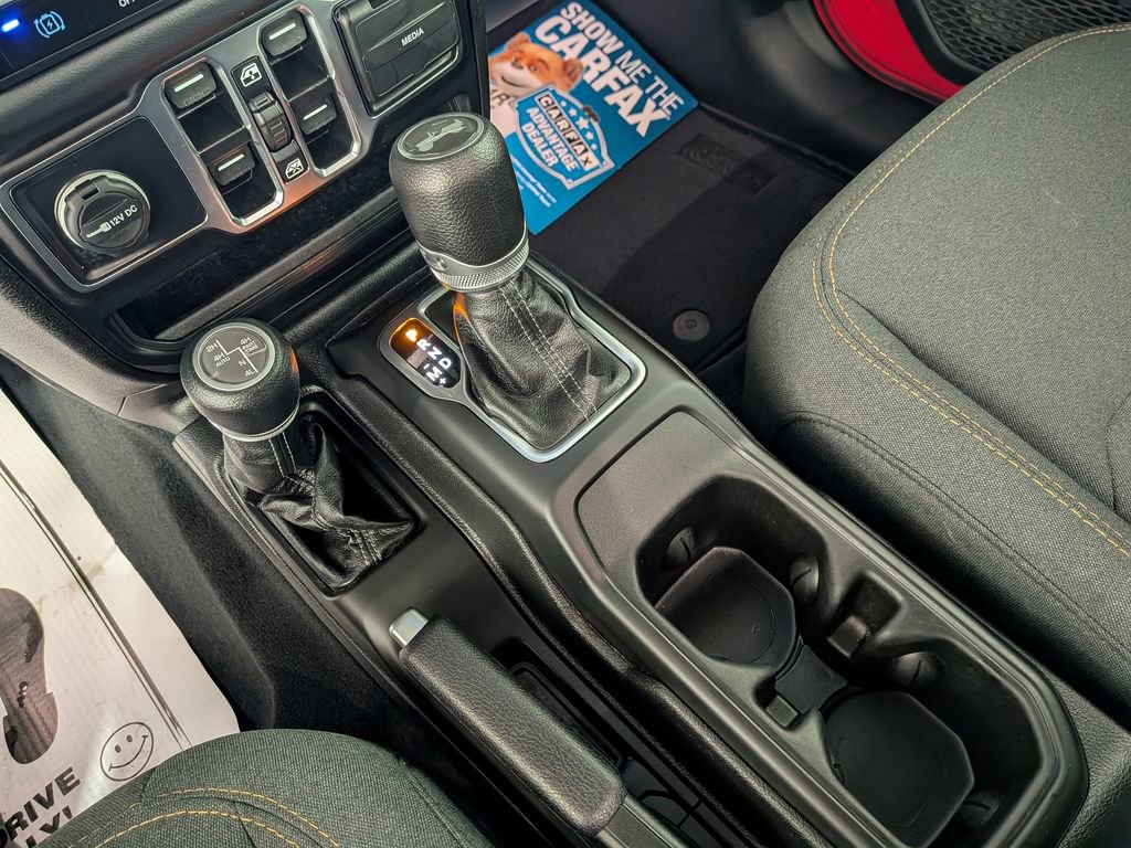 Certified 2025 Jeep Wrangler Unlimited Sahara image 29