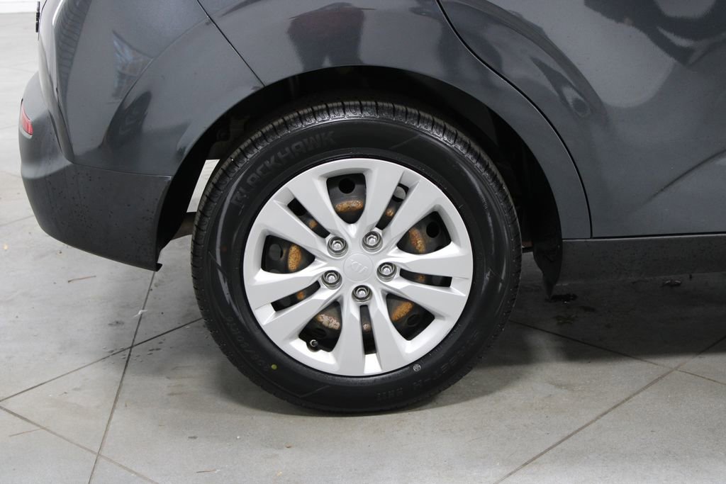 Used 2020 Kia Soul LX image 13