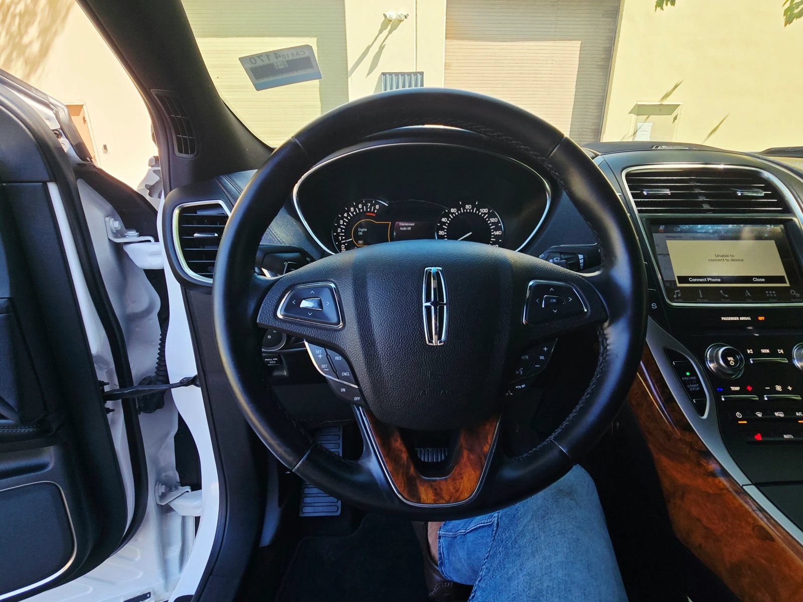 Used 2016 Lincoln MKX Select w/ Select Plus Package FWD image 19