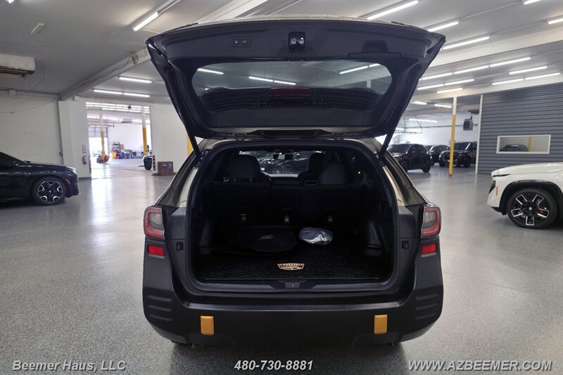 Used 2025 Subaru Outback Wilderness AWD/4WD image 11