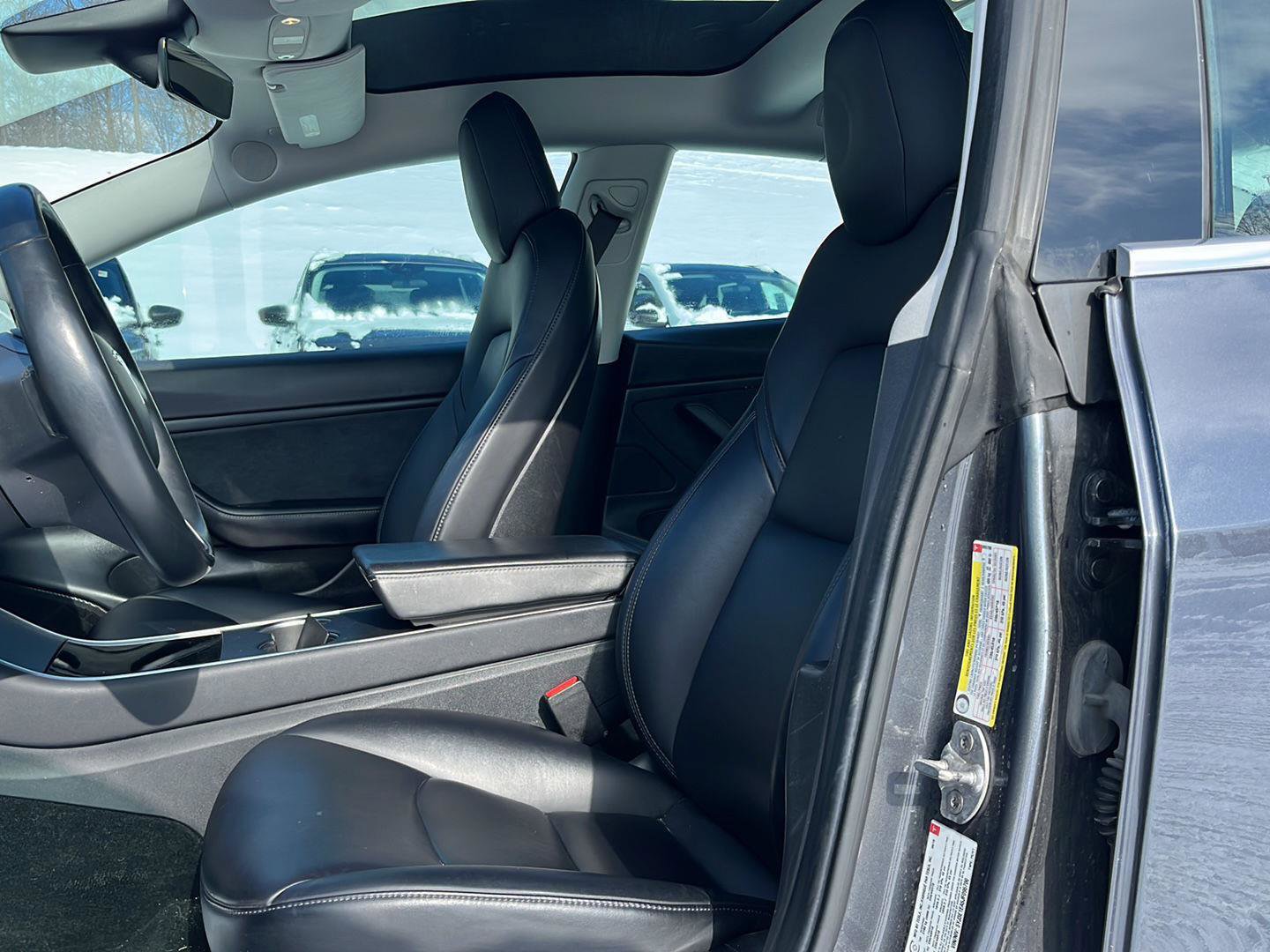 Used 2018 Tesla Model 3 Long Range image 12