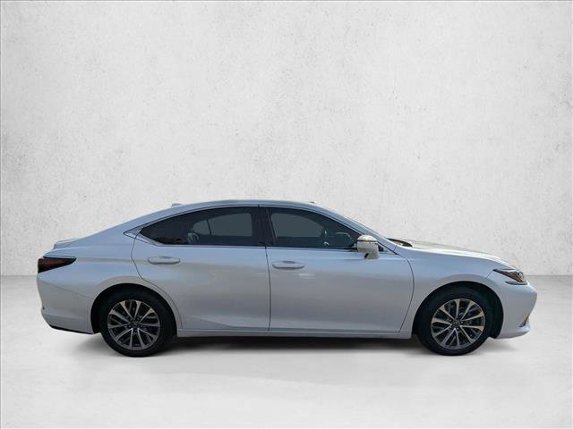 Used 2023 Lexus ES 350 w/ Accessory Package (Z1) image 4