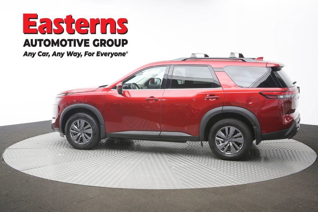 Used 2024 Nissan Pathfinder SV AWD/4WD image 63