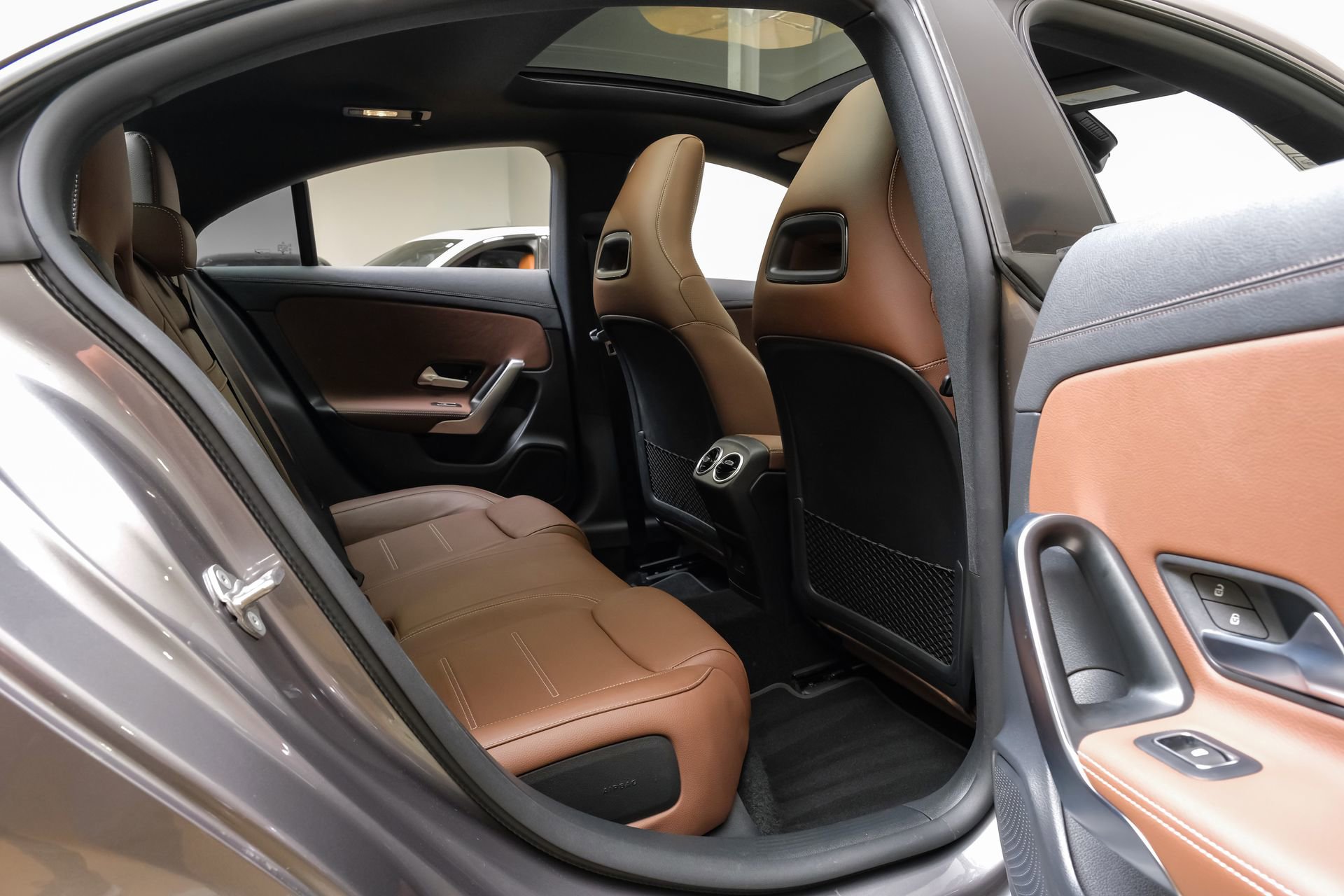 Used 2023 Mercedes-Benz CLA 250 image 44