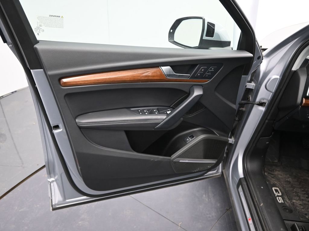 Used 2023 Audi Q5 2.0T Premium Plus image 14