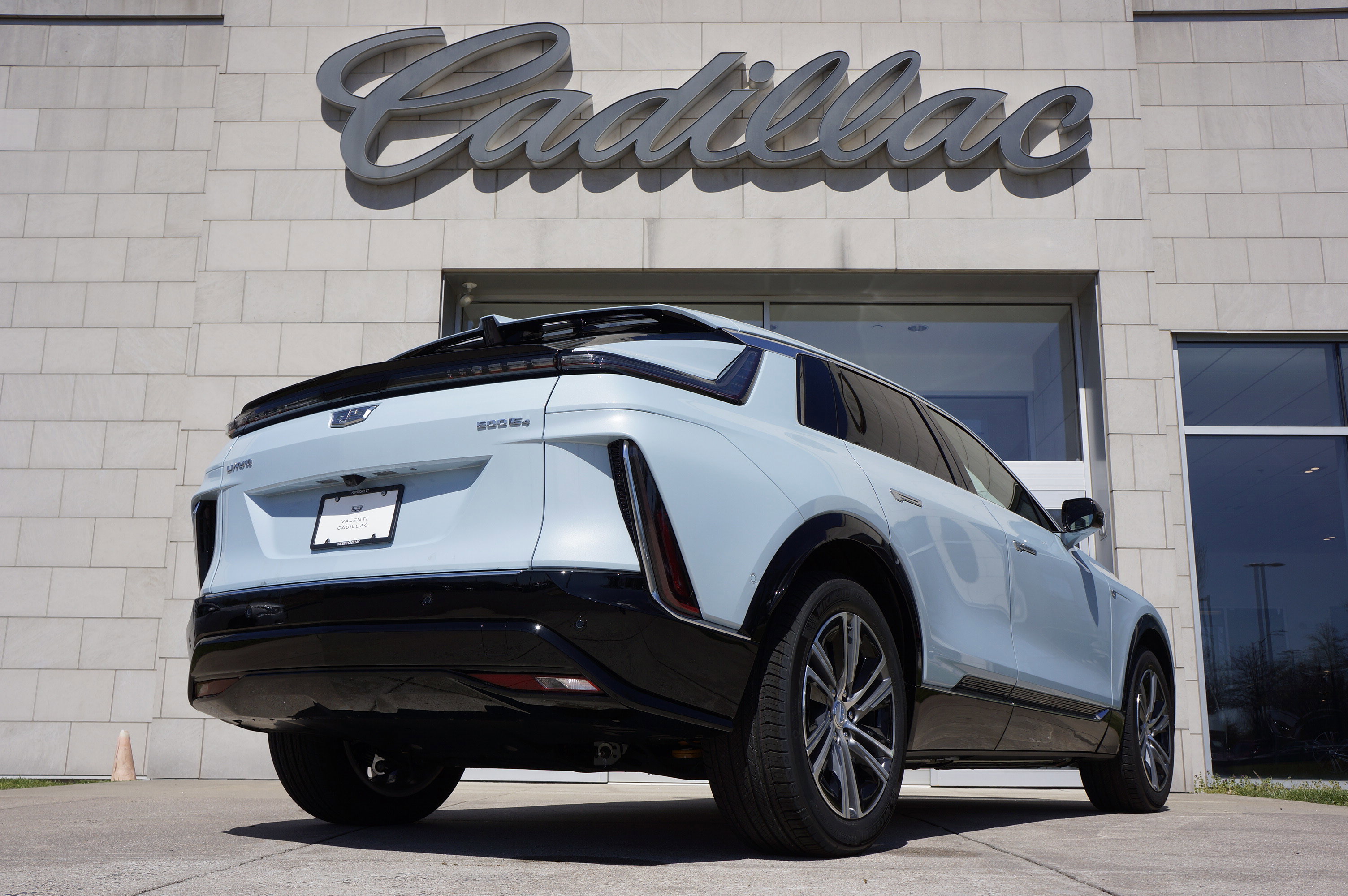 New 2026 Cadillac Lyriq Premium Sport image 4