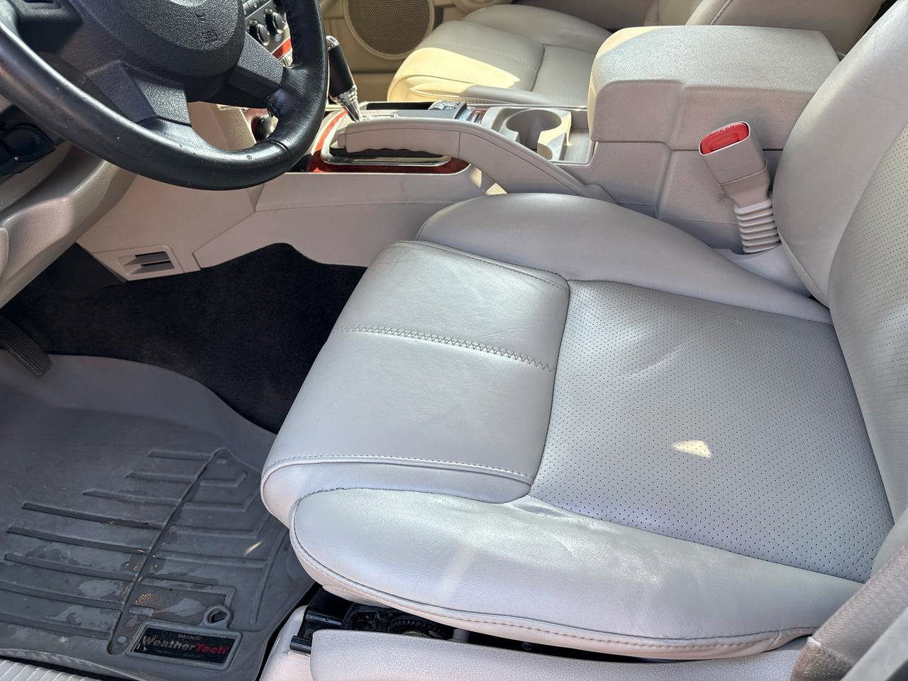 Used 2007 Jeep Commander Limited w/ Trailer Tow Group IV image 8