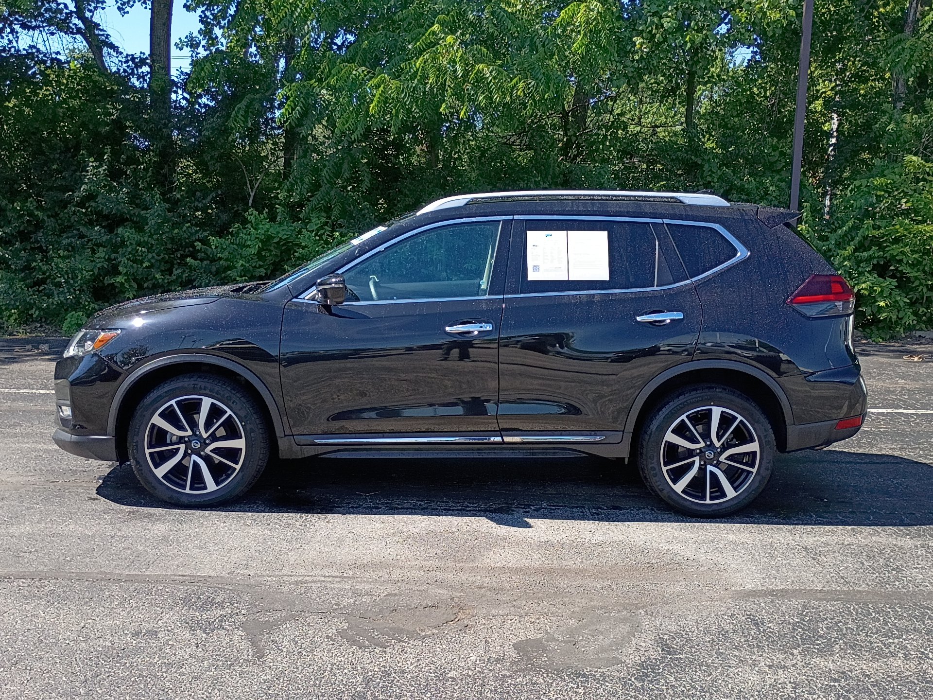 Used 2020 Nissan Rogue SL AWD/4WD image 6