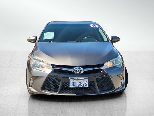 Used 2015 Toyota Camry SE image 2