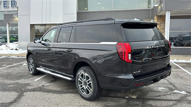 New 2025 Ford Expedition Max Active image 5
