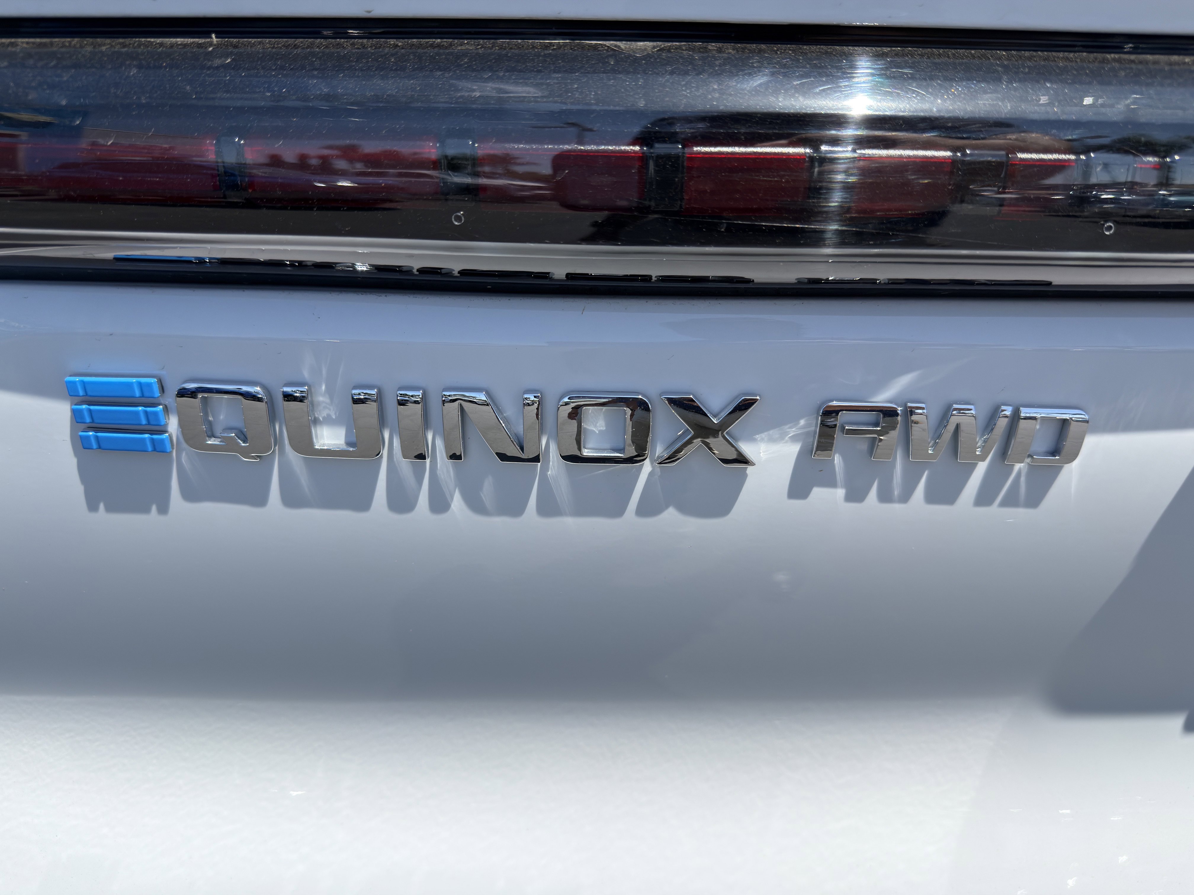 New 2026 Chevrolet Equinox EV LT AWD/4WD image 39