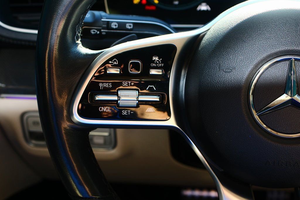 Used 2023 Mercedes-Benz GLS 450 4MATIC w/ AMG Line Exterior image 16