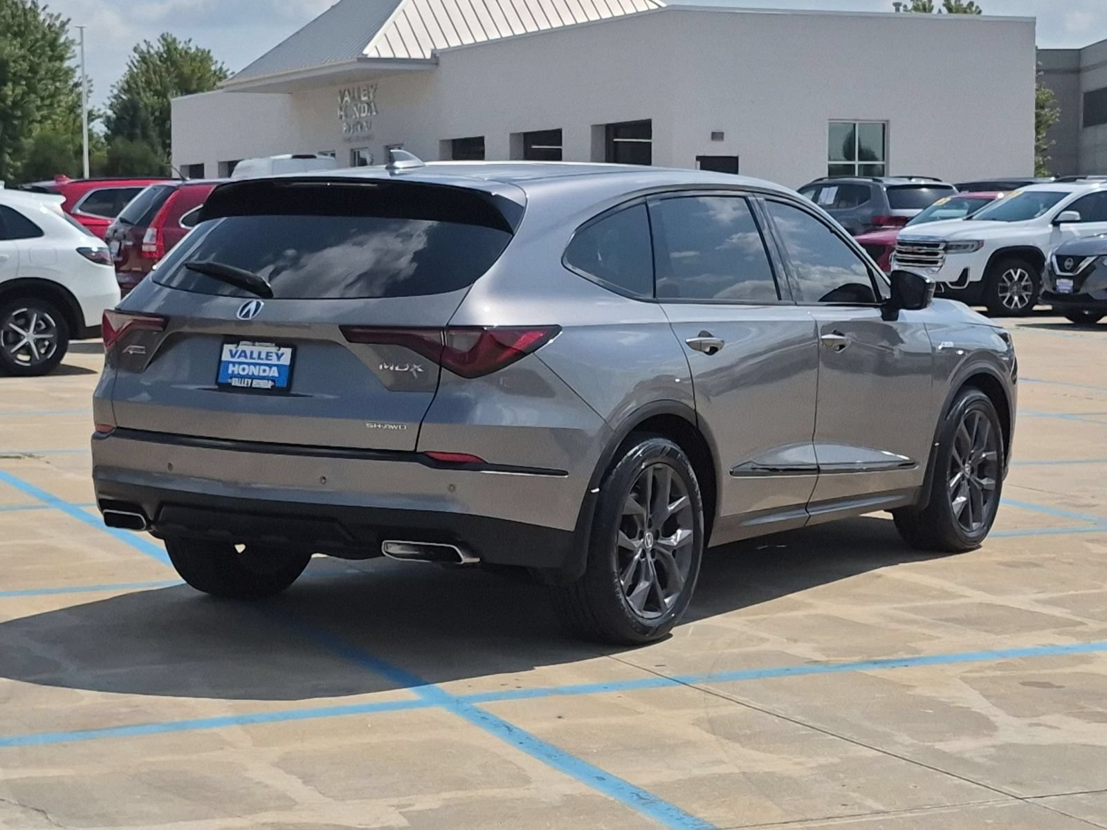 Used 2023 Acura MDX A-Spec AWD/4WD image 6