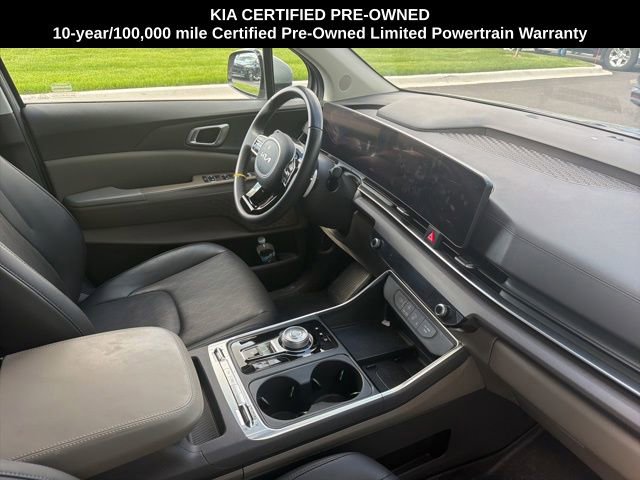 Certified 2025 Kia Carnival SX FWD image 14