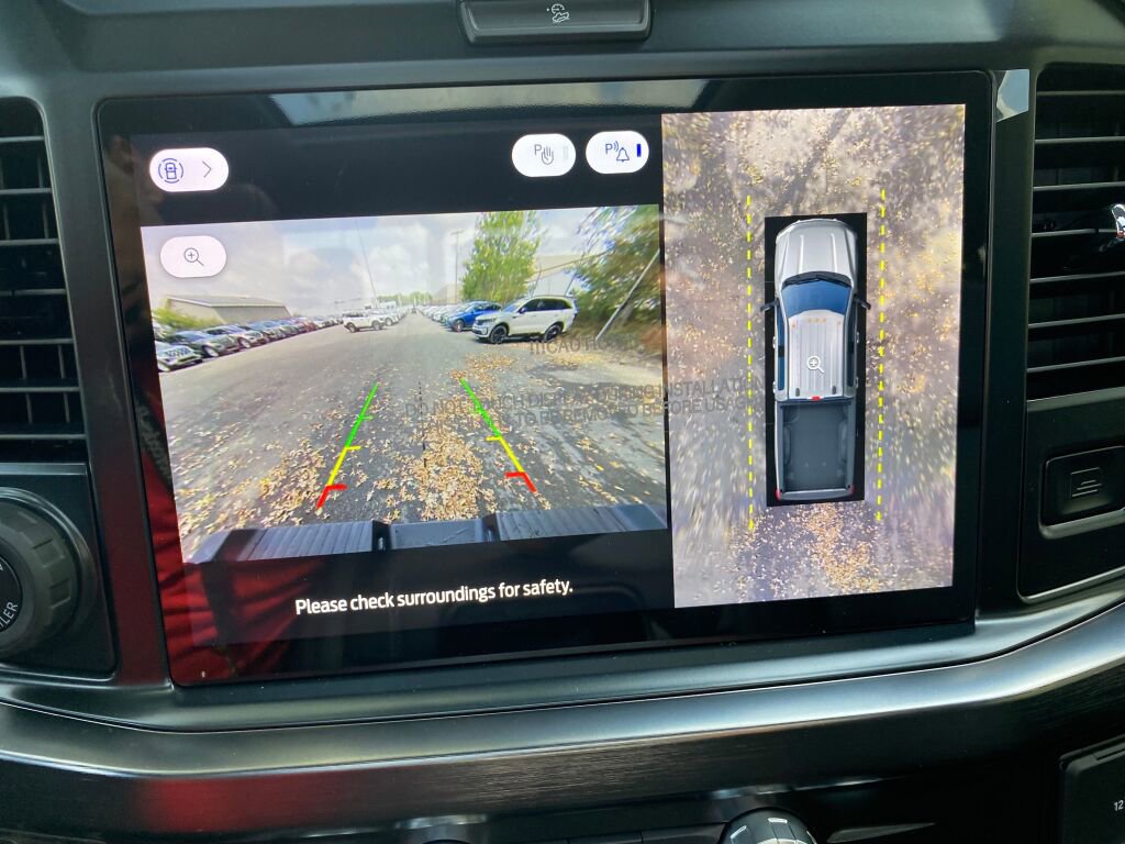 New 2026 Ford F350 Lariat w/ Black Appearance Package image 15