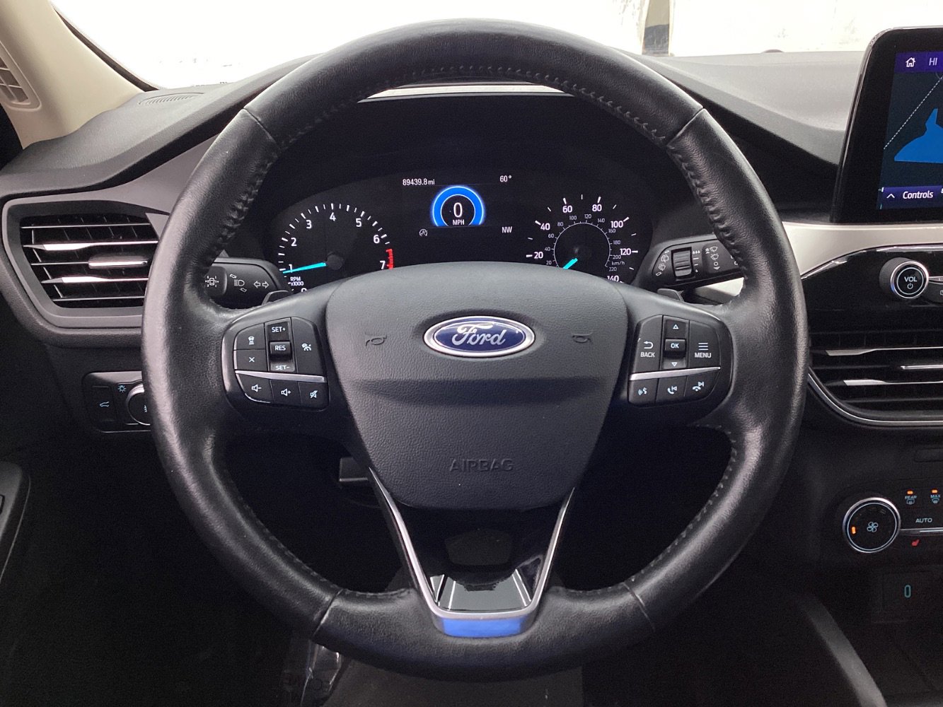 Used 2020 Ford Escape SEL image 31