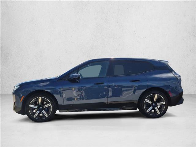 Used 2024 BMW iX xDrive50 w/ Sport Package AWD/4WD image 9
