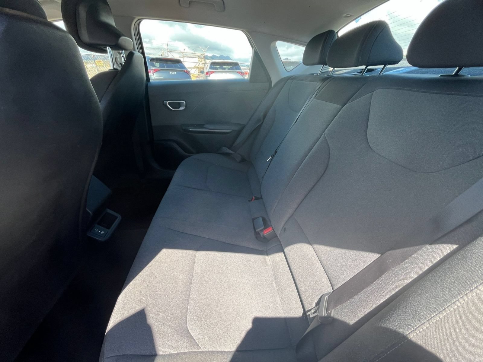 Used 2025 Kia K4 FWD image 43