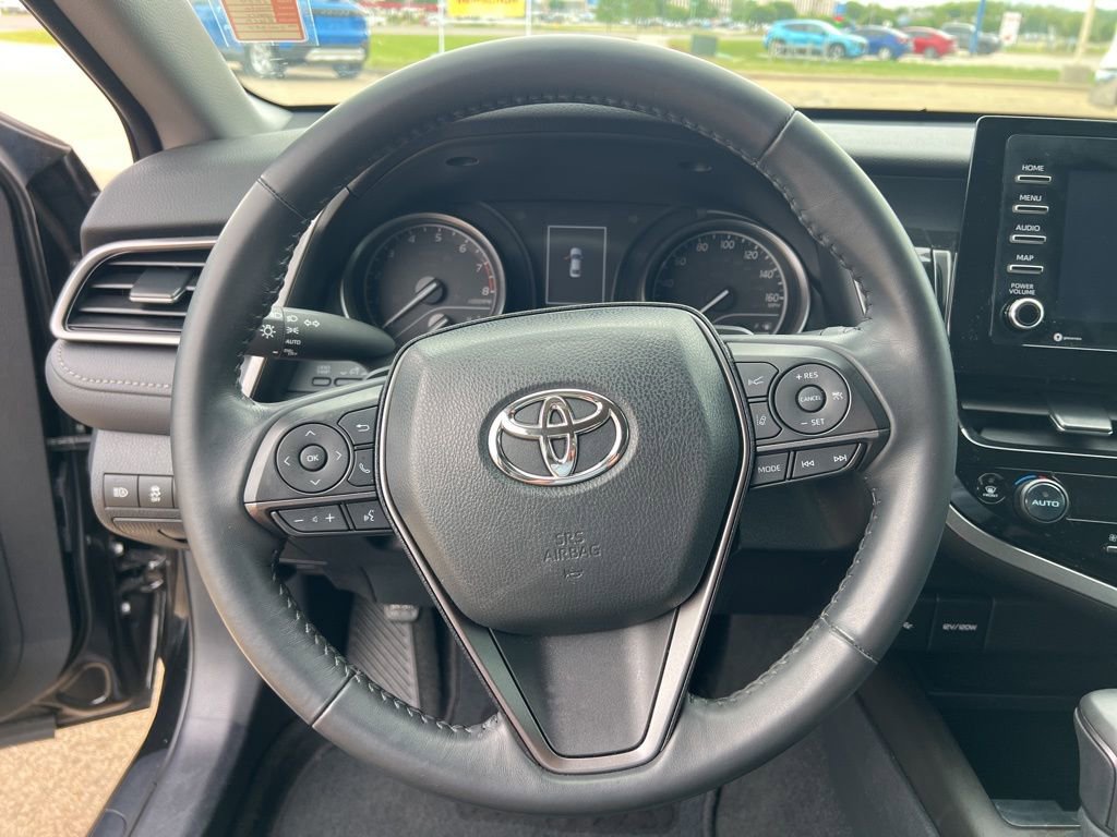 Used 2024 Toyota Camry SE FWD image 17