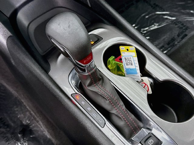 Used 2025 Chevrolet Malibu RS FWD image 17