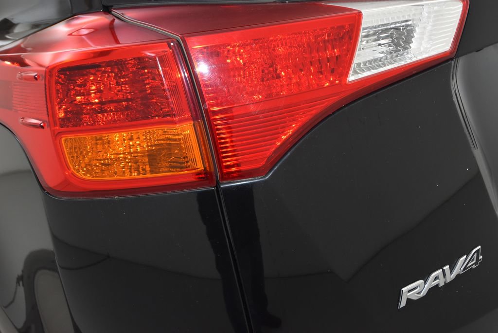 Used 2013 Toyota RAV4 Limited AWD/4WD image 37
