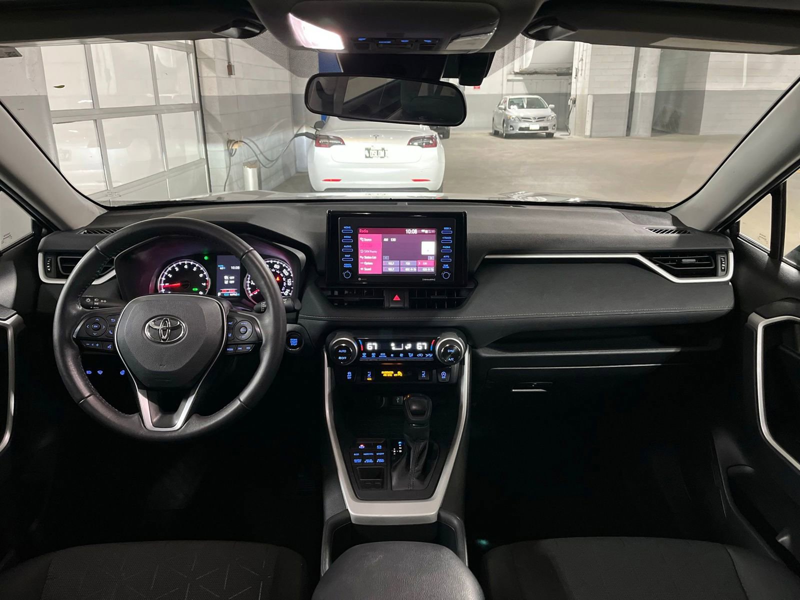Used 2022 Toyota RAV4 XLE w/ Convenience Package AWD/4WD image 35