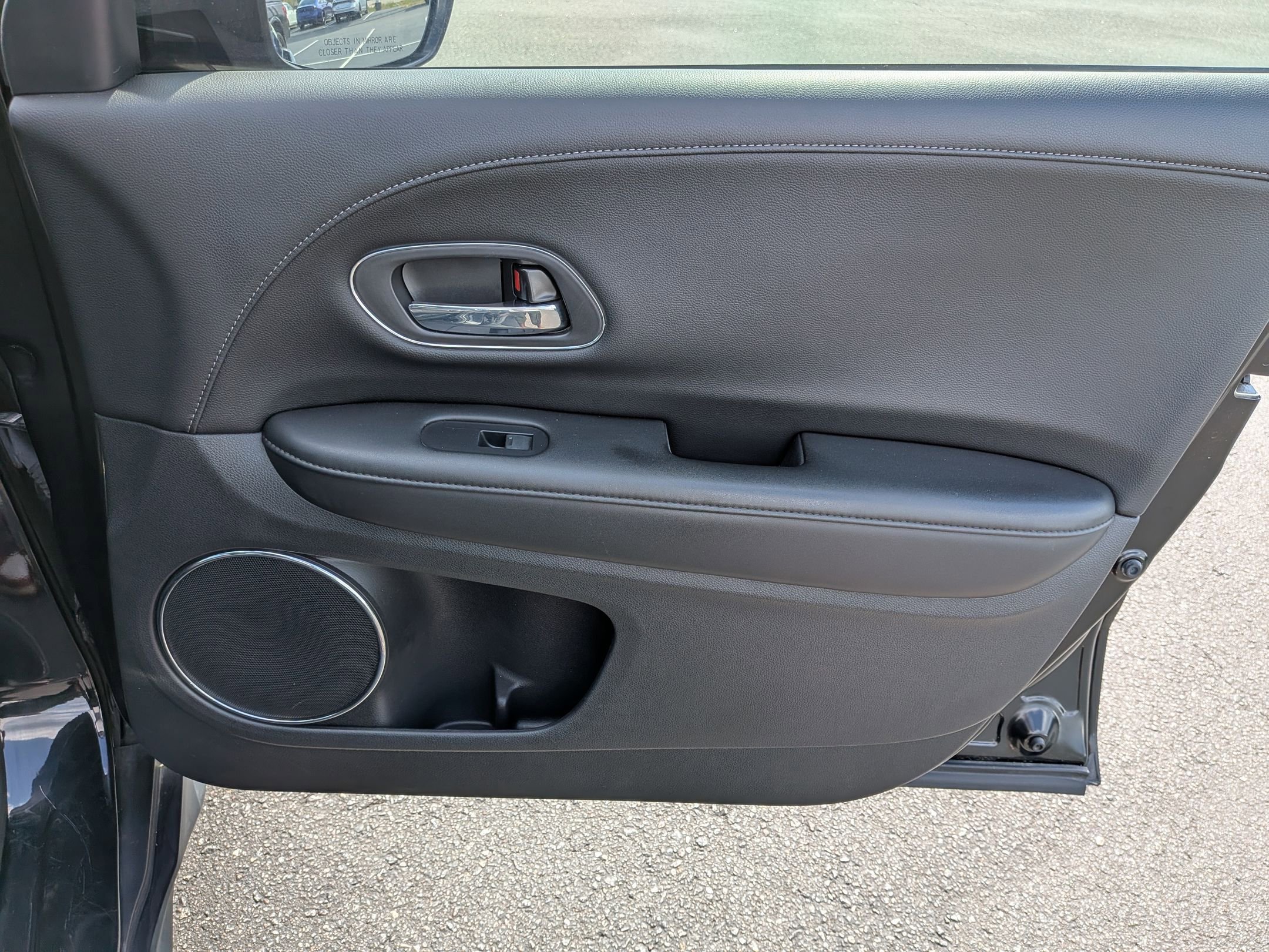 Used 2020 Honda HR-V EX-L image 32