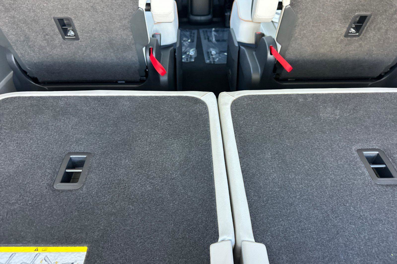 New 2025 Volkswagen ID. Buzz Pro S Plus image 14