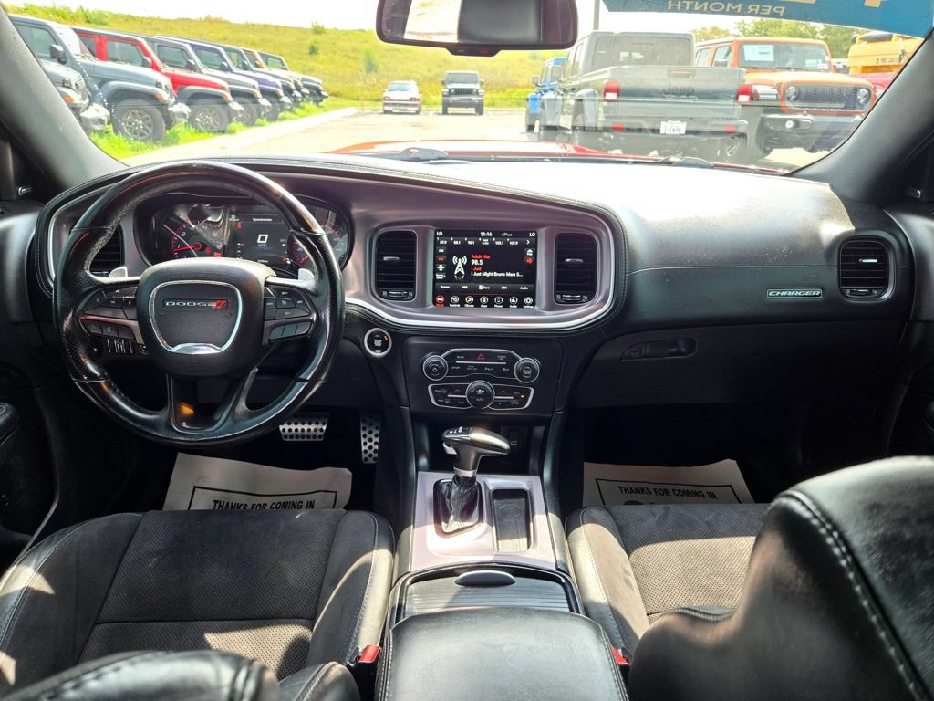 Used 2019 Dodge Charger R/T w/ Plus Group RWD image 18