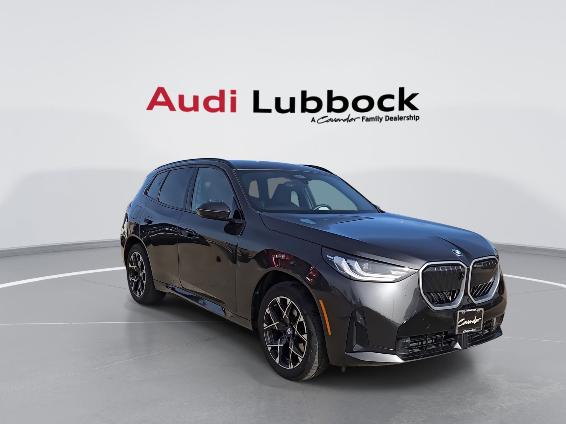 Used 2025 BMW X3 xDrive30i AWD/4WD image 2