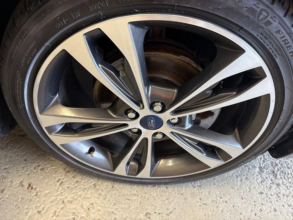 Used 2017 Ford Fusion Titanium AWD/4WD image 35