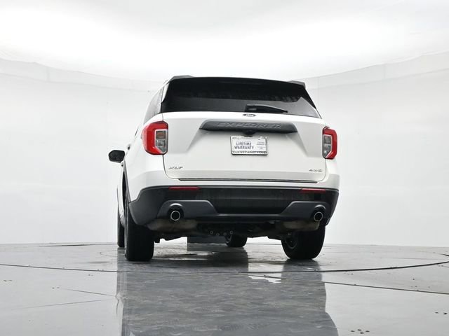 Used 2023 Ford Explorer XLT w/ Equipment Group 202A image 40