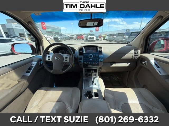 Used 2008 Nissan Pathfinder SE w/ Premium Pkg AWD/4WD image 2
