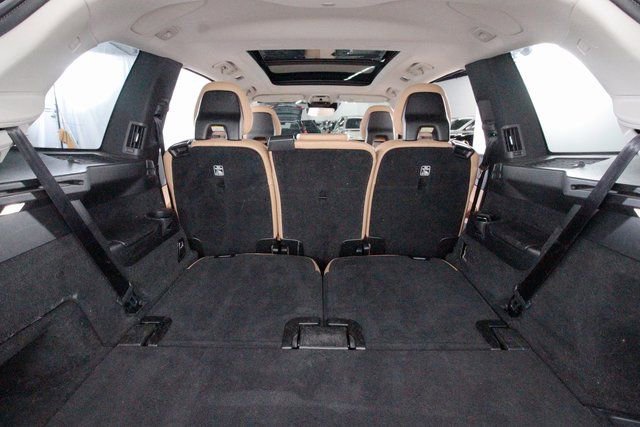 Used 2016 Volvo XC90 T6 Momentum image 29