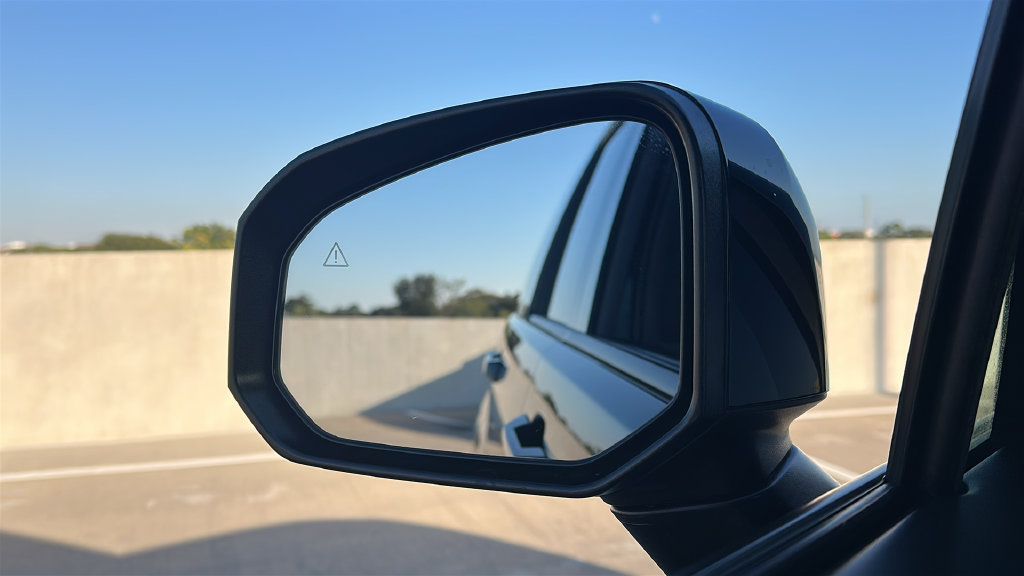 Certified 2024 Hyundai Santa Fe Limited FWD image 19