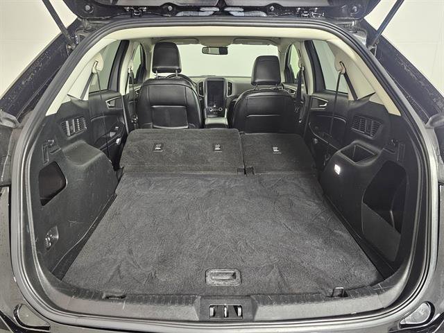 Used 2022 Ford Edge SEL image 21