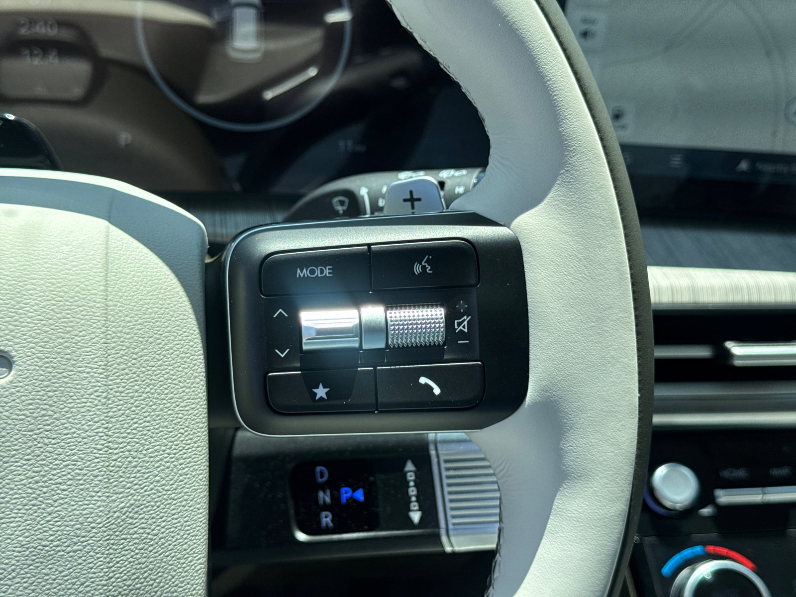 New 2025 Hyundai Santa Fe Calligraphy image 18