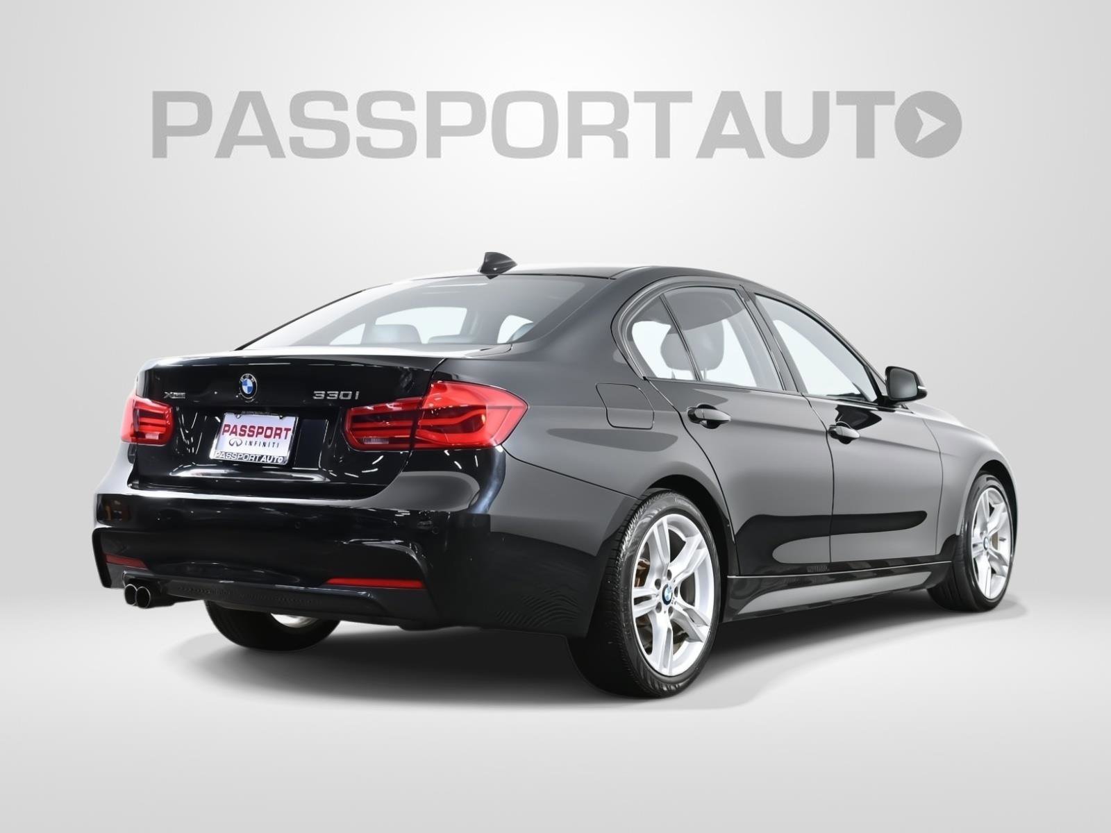 Used 2017 BMW 330i xDrive 330i xDrive image 8