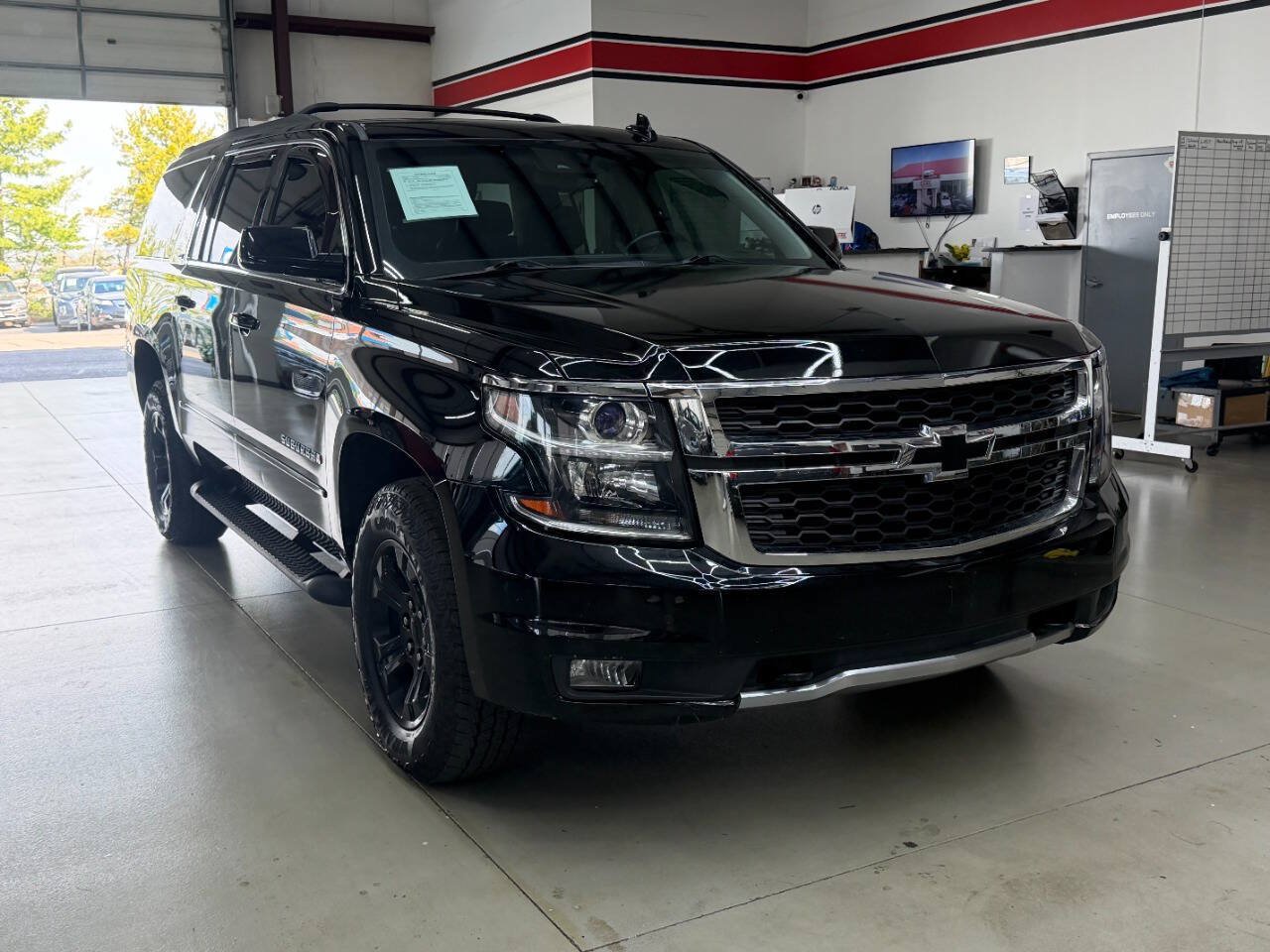 Used 2017 Chevrolet Suburban LT