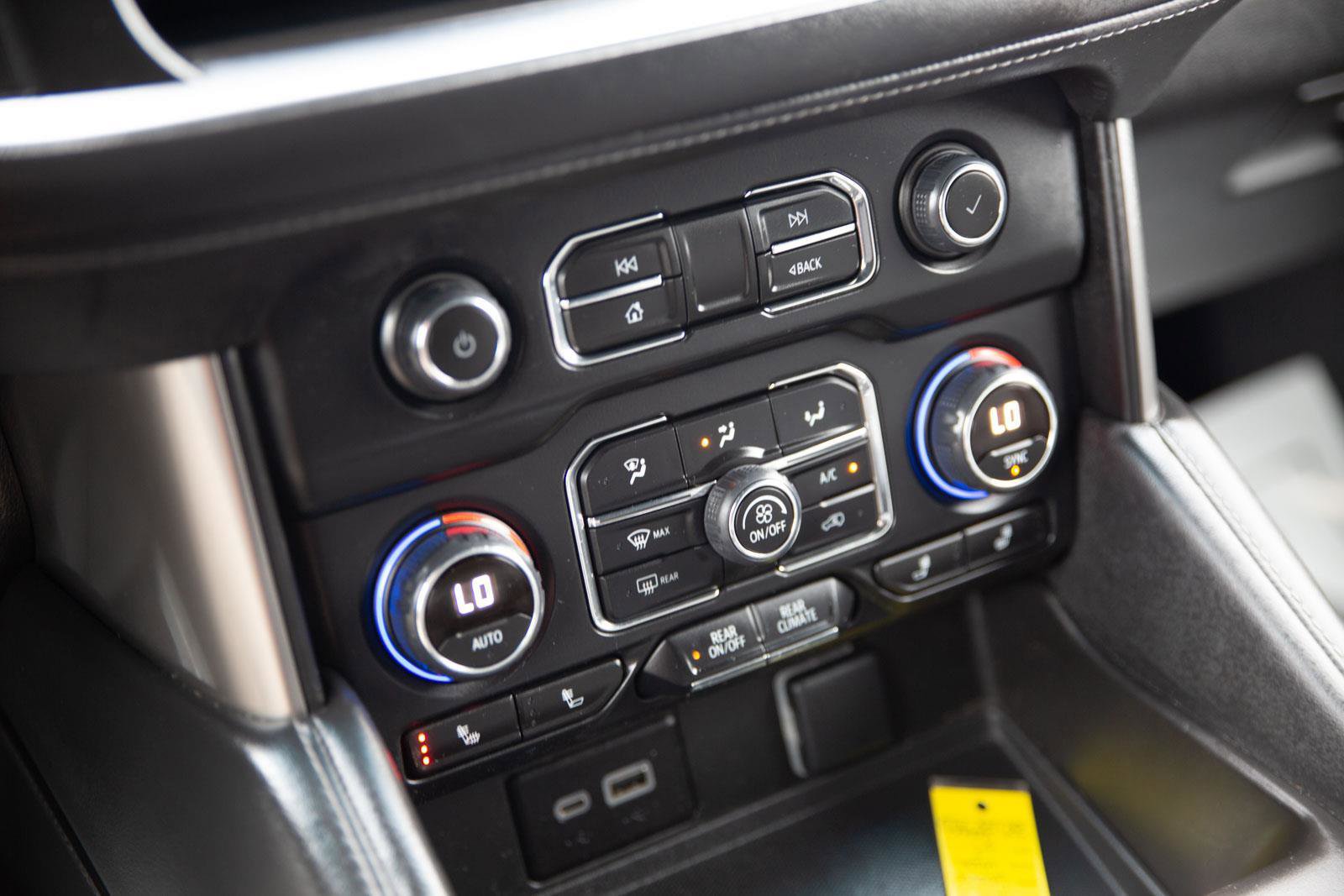 Used 2024 Chevrolet Tahoe LT image 10