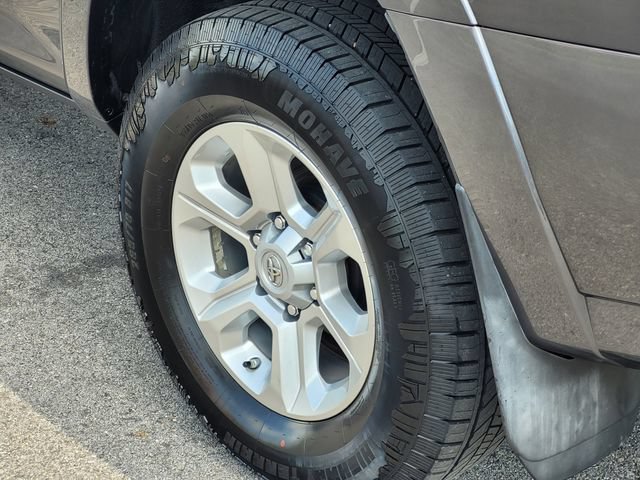 Used 2015 Toyota 4Runner SR5 Premium RWD image 8