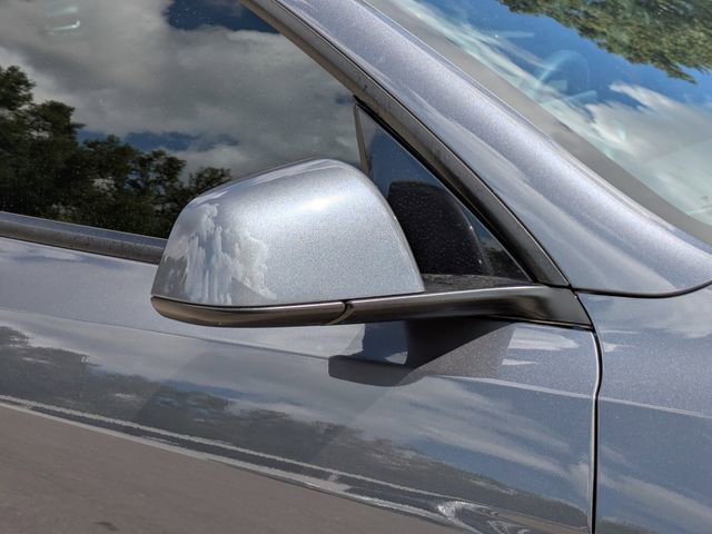 Used 2022 Tesla Model Y Performance AWD/4WD image 12