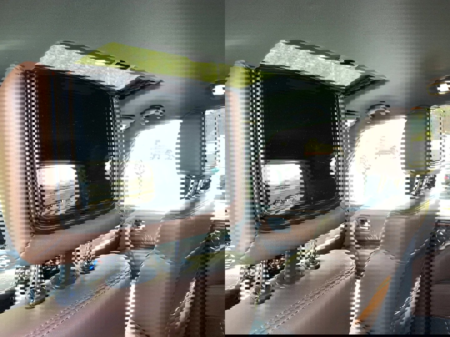 Used 2023 Nissan Armada Platinum w/ Captain's Chairs Package image 29