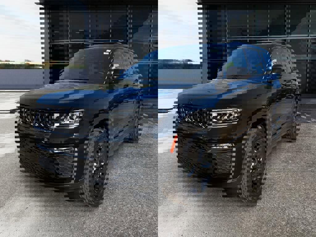 New 2026 Jeep Grand Cherokee Limited w/ Limited Altitude Package image 3