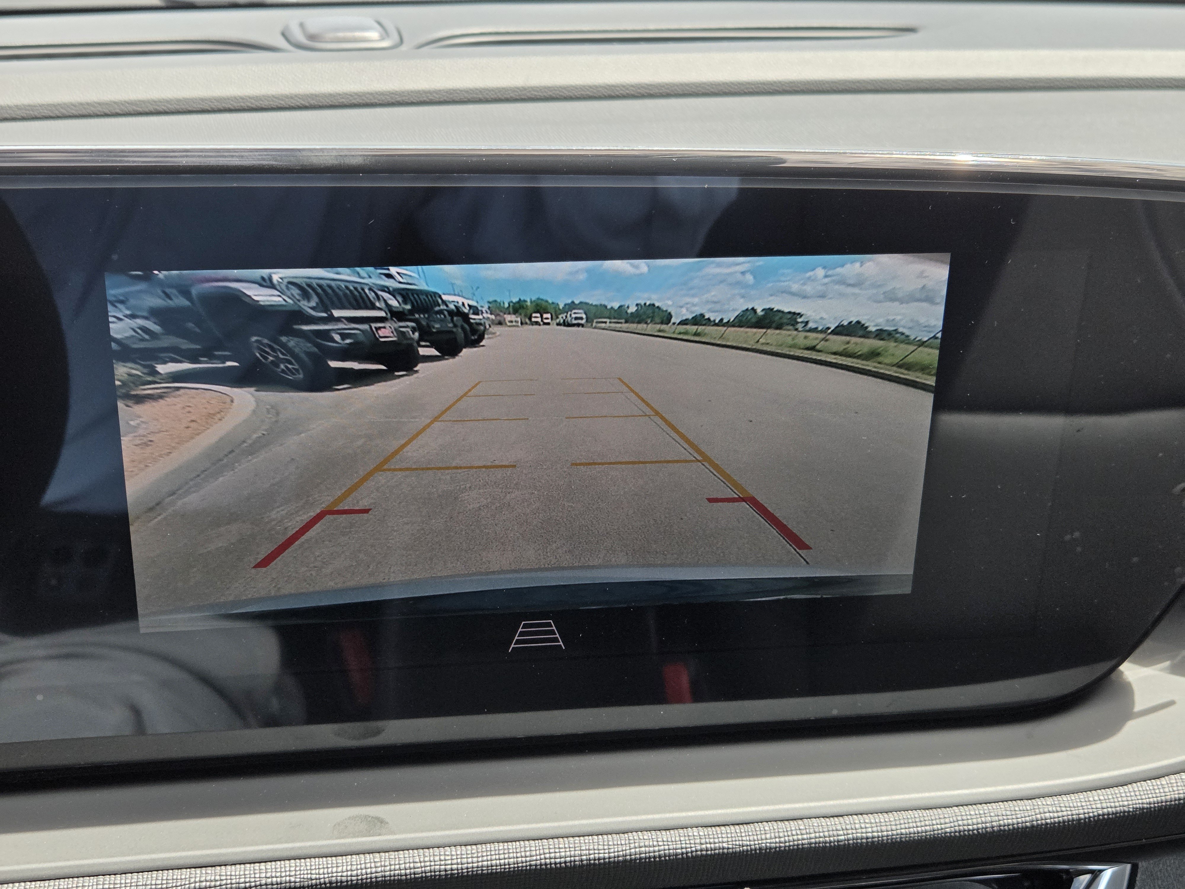 New 2026 Buick Envista Sport Touring w/ Convenience II Package FWD image 13