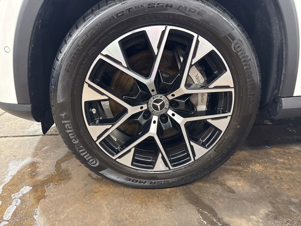 Used 2025 Mercedes-Benz GLC 350e image 27